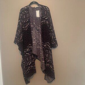 Free to Fly Black Kimono, NWT, Medium
